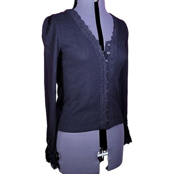 American Rag Juniors' Lace-Trimmed Top Sz L - Picture 2 of 13